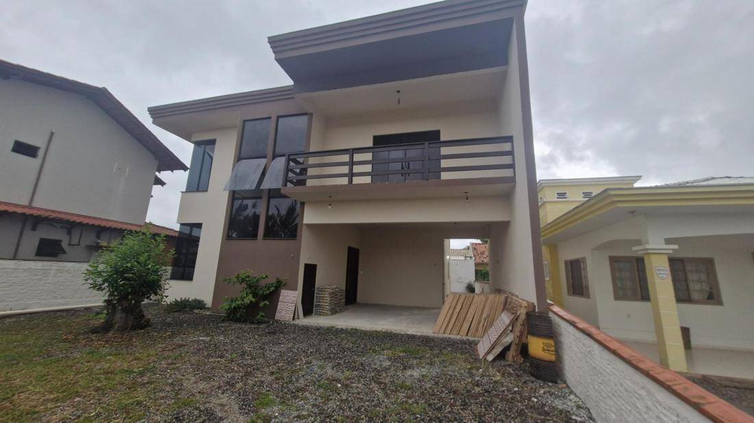 #26 - Casa para Venda em Balneário Barra do Sul - SC