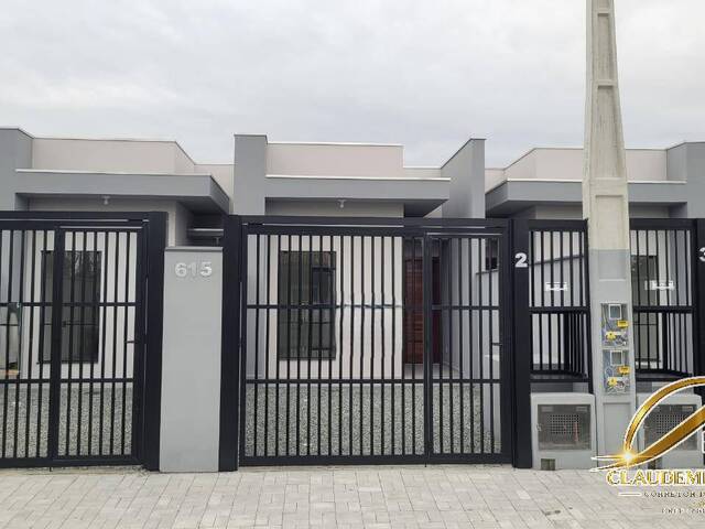 #1001 - Casa para Venda em Araquari - SC - 2