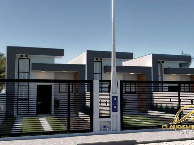 #108 - Casa para Venda em Balneário Barra do Sul - SC