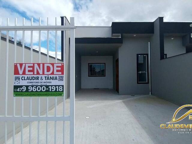 #109 - Casa para Venda em Balneário Barra do Sul - SC