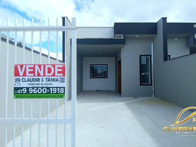 Venda em Costeira - Balneário Barra do Sul
