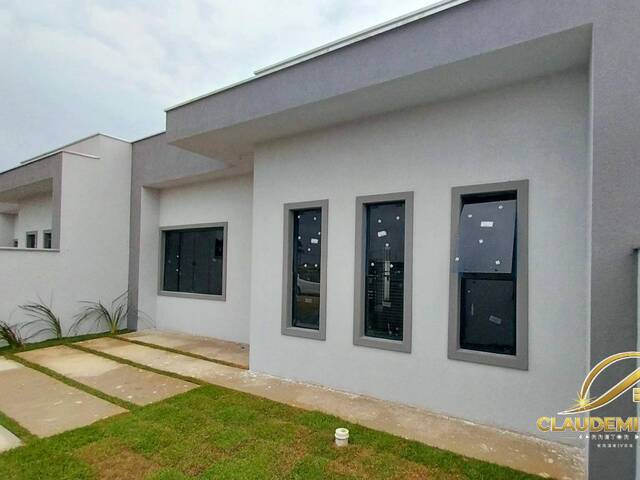 #112 - Casa para Venda em Balneário Barra do Sul - SC