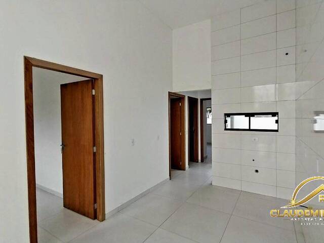Casa para Venda em Balneário Barra do Sul - 5
