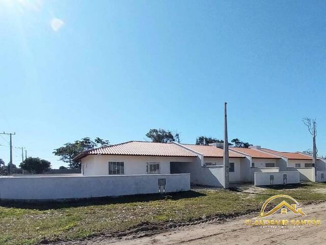 #114 - Casa para Venda em Balneário Barra do Sul - SC