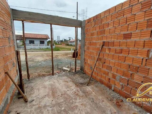 Casa para Venda em Balneário Barra do Sul - 5