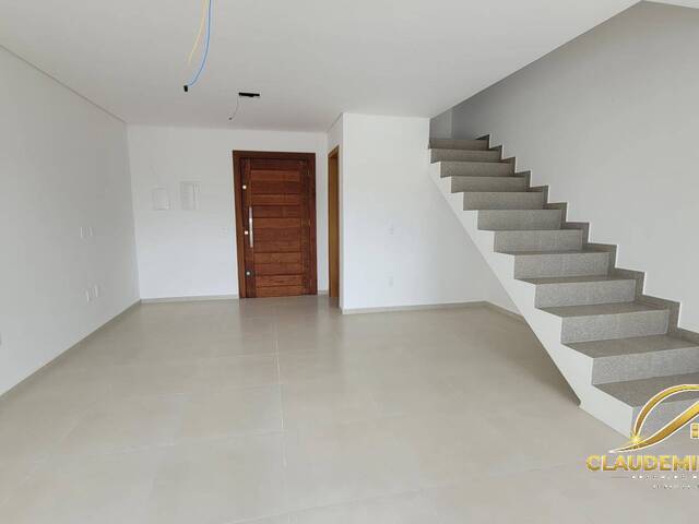 Casa para Venda em Balneário Barra do Sul - 5