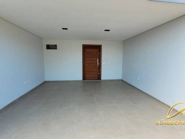 #120 - Casa para Venda em Balneário Barra do Sul - SC