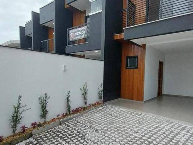 #122 - Casa para Venda em Balneário Barra do Sul - SC