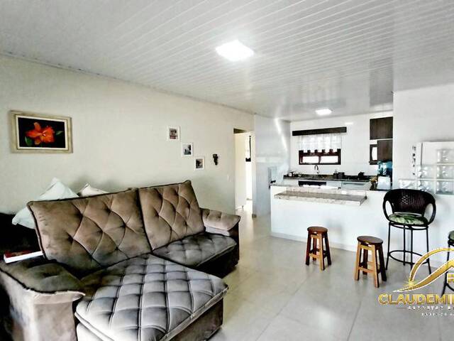 #31 - Casa para Venda em Balneário Barra do Sul - SC