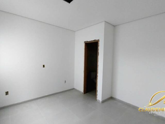 Casa para Venda em Balneário Barra do Sul - 5
