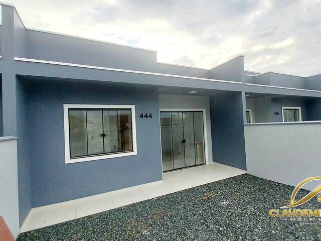 Casa para Venda em Balneário Barra do Sul - 5