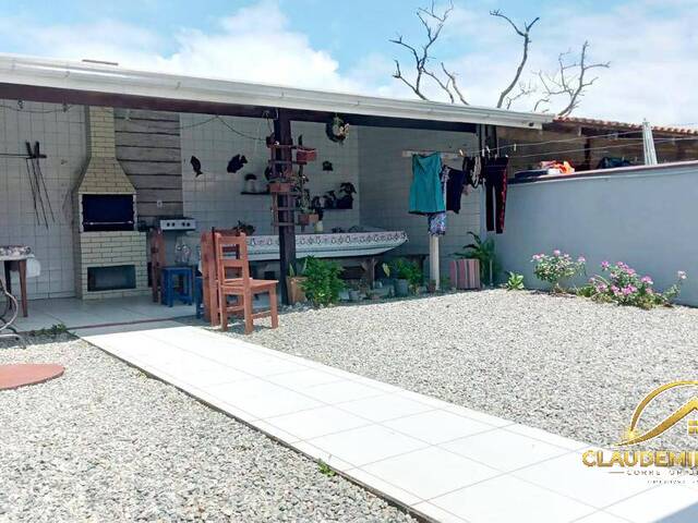 Casa para Venda em Balneário Barra do Sul - 3
