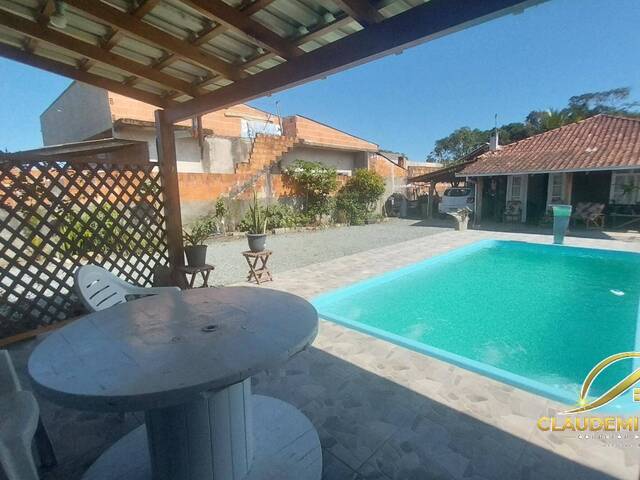 #38 - Casa para Venda em Balneário Barra do Sul - SC