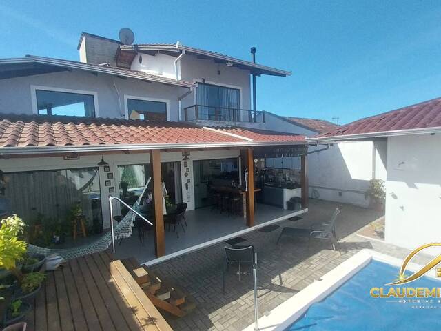 #40 - Casa para Venda em Balneário Barra do Sul - SC