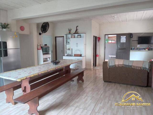 Casa para Venda em Balneário Barra do Sul - 2