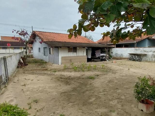 Casa para Venda em Balneário Barra do Sul - 3