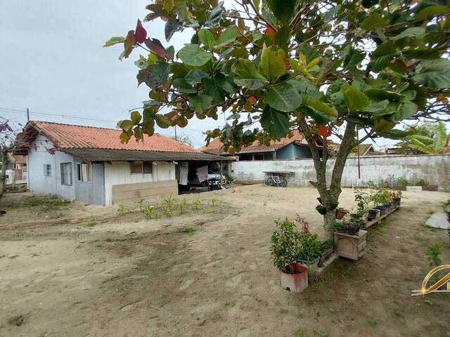 Casa para Venda em Balneário Barra do Sul - 2