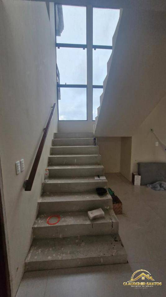 Casa, 3 quartos, 245 m² - Foto 35