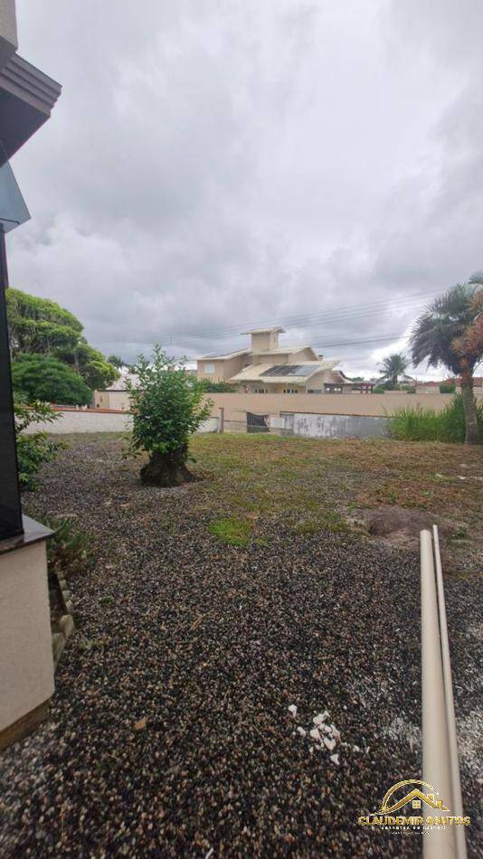 Casa, 3 quartos, 245 m² - Foto 41