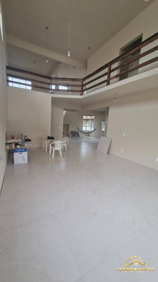 Casa, 3 quartos, 245 m² - Foto 40
