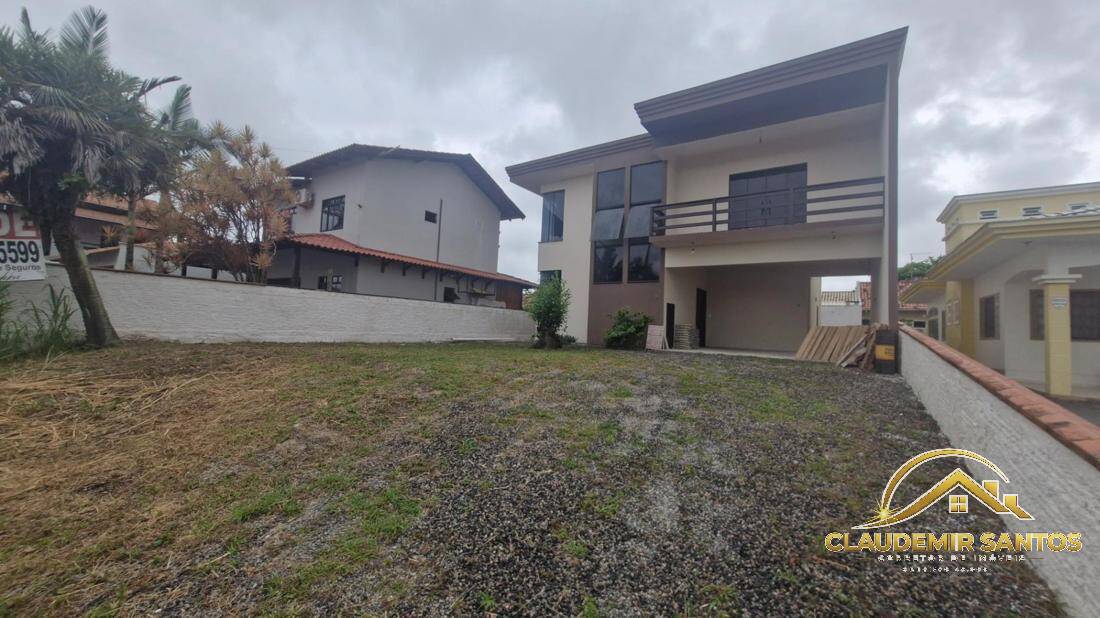 Casa, 3 quartos, 245 m² - Foto 4