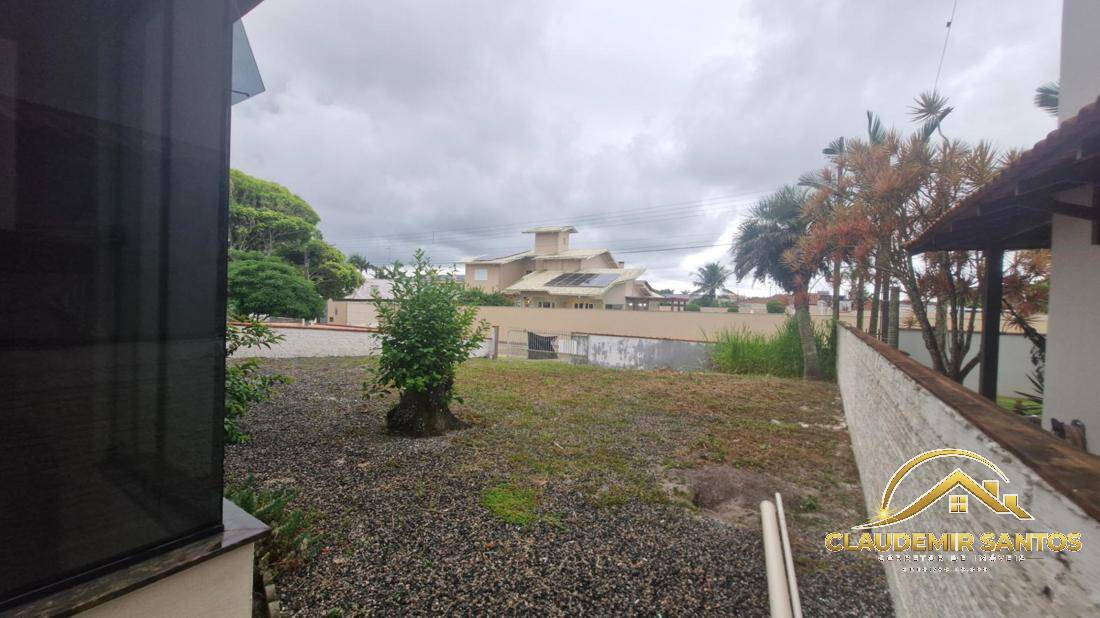 Casa, 3 quartos, 245 m² - Foto 45