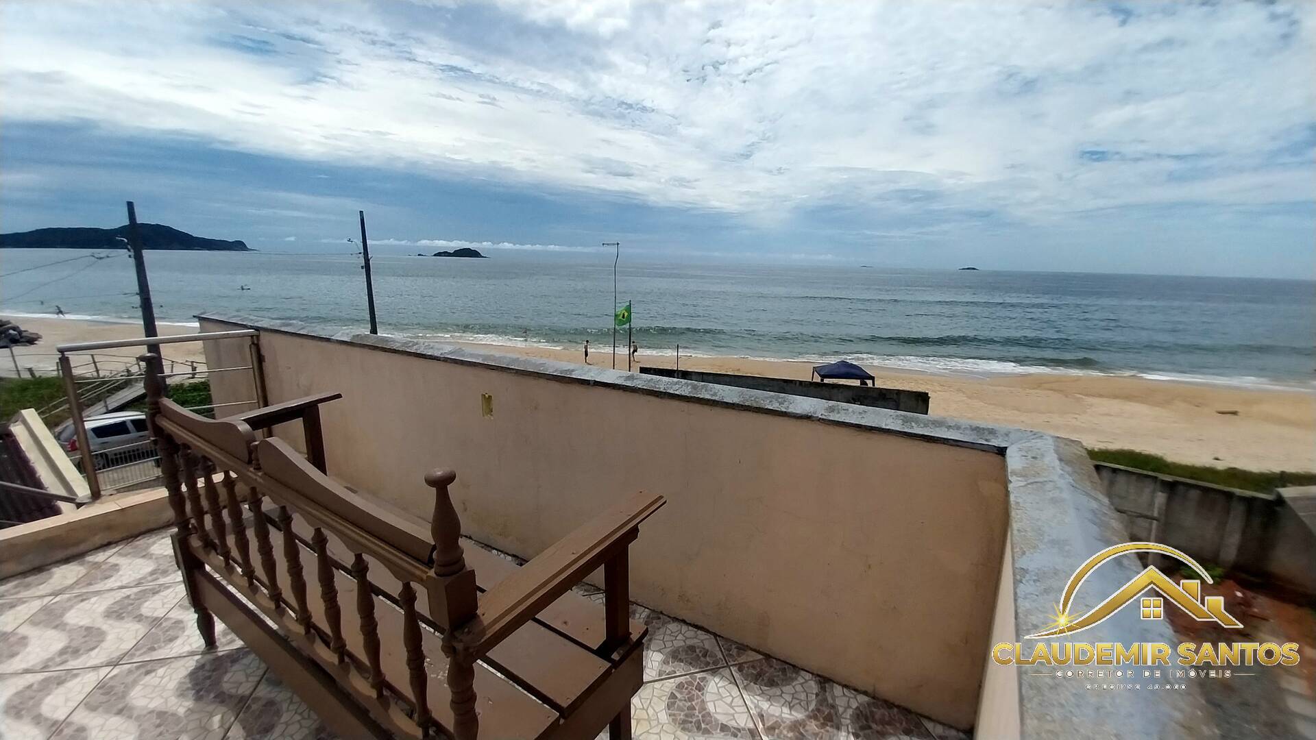 Casa, 5 quartos, 220 m² - Foto 1
